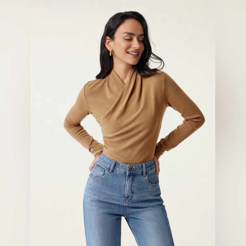 New OGL Surplice Long Sleeve Top Size Large - Picture 2 of 11